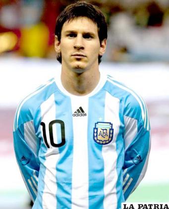Lionel Messi (BIOFAMA.COM)