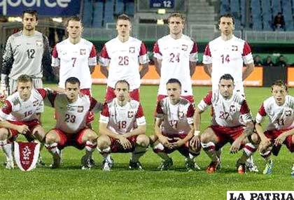 La selección de Polonia listo para el debut (PRENSALIBRE.COM)