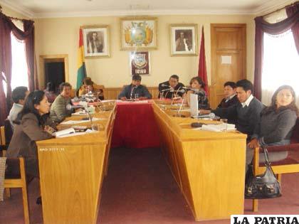 Concejales emplazados a cumplir la ley, de lo contrario serán procesados