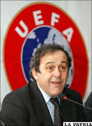Platini presidente de la UEFA (foto: blogspot.com)