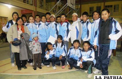 Delegación orureña que asistieron al nacional de Tarija 