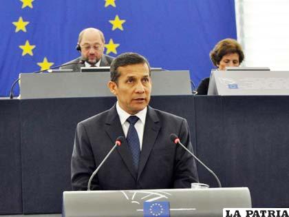 El mandatario de Perú, Ollanta Humala aseguró que en su país se respeta el Tratado de Libre Comercio porque contribuye el desarrollo de varios países /rpp.com.pe