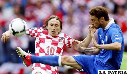 Modric y Marchisio en el Croacia - Italia (foto: 20minutos.es)