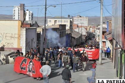 Masiva marcha de mineros hizo retumbar la ciudad