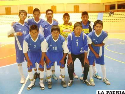Jugadores del colegio Simón Bolívar 