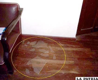 La ruptura de vidrios también fue al interior del domicilio