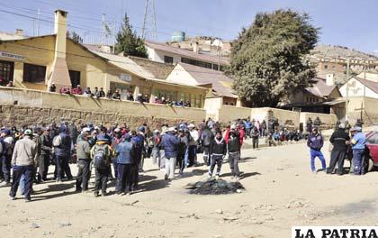 Cooperativistas en una tensa calma
