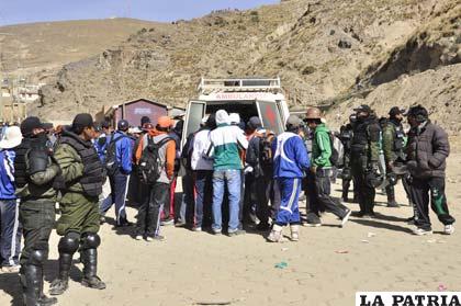 Cooperativistas revisaban hasta las ambulancias que salían con heridos