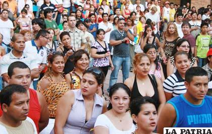 Como parte de su estrategia para ser electo Barack Obama, presidente de EE.UU. suspendió la deportación de niños y jóvenes inmigrantes / tuylasalud.wordpress.com