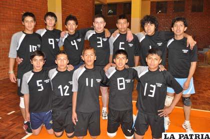 Mientras que la tercera ubicación fue para el equipo orureño, que en la última jornada derrotó a los cruceños por 3 a 1. 