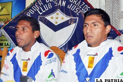 Los futbolistas Víctor Hugo Angola y Didí Torrico ya firmaron