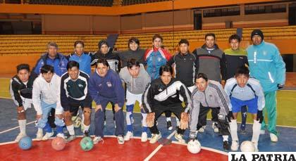 Jugadores de la selección de Oruro 