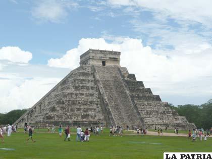 Los vestigios de Chichen Itzá en Teotihuacán-México, al igual que otros sitios arqueológicos corren peligro