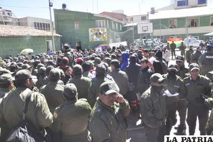Campesinos critican accionar de grupos policías
