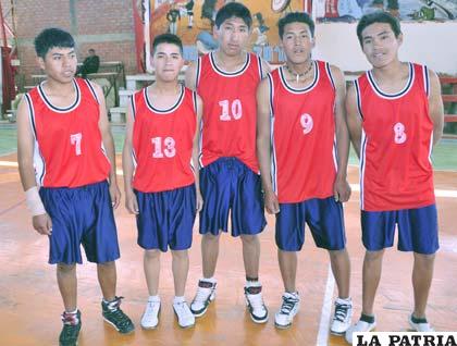 El elenco masculino de basquetbol del colegio Aniceto Arce goleó a Huajara