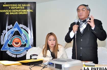 El representante del Sedes, Rodolfo Martínez inauguró el simposio internacional