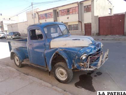 Los daños materiales en la camioneta son de consideración