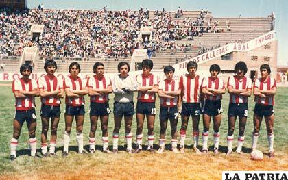 También estuvo en el equipo de Bolívar Nimbles en 1982