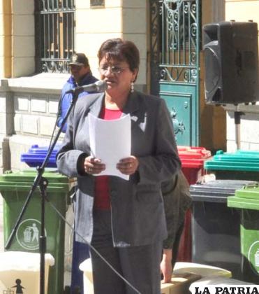 Rosario Cortez, dejó el cargo de oficial mayor de Desarrollo Humano