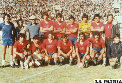 Deportivo ENAF en 1983 con jugadores connotados en esa oportunidad