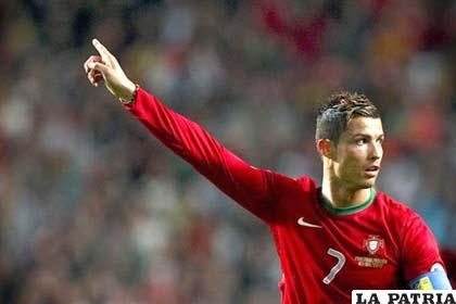 Cristiano Ronaldo es el capitán de la selección portuguesa
