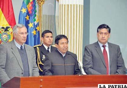 Parte de la delegación boliviana que asistió a la primera reunión de la CIJ en Estados Unidos por el tema marítimo