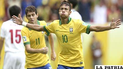 Neymar fue el autor del primer gol de la Copa Confederaciones