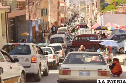 Cantidad de vehículos se incrementa cada año en la ciudad