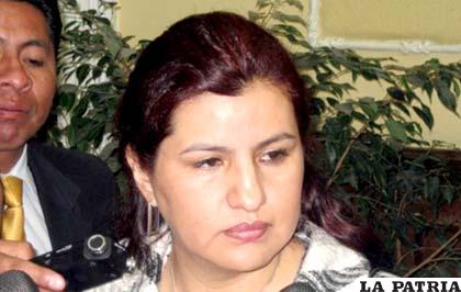 Rebeca Delgado diputada del Movimiento Al Socialismo