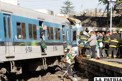 Continúan las investigaciones del accidente ferroviario en Argentina