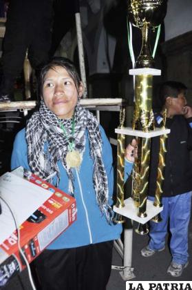 Zulma Villca venció en damas