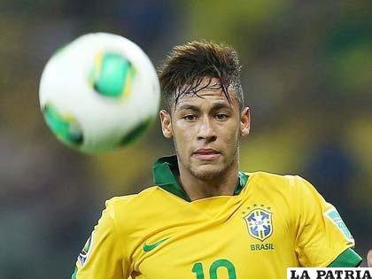 Neymar, figura de la selección brasileña