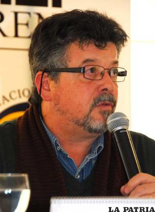 Roger Rodríguez, periodista uruguayo