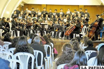 Presentaciones del Coro Universitario siempre logran gran expectativa