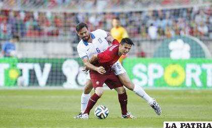 Una acción del partido que se jugó en Oeiras-Portugal