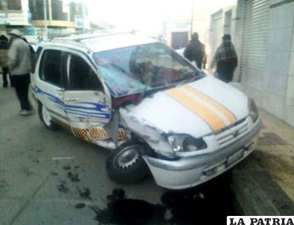 Así quedó la vagoneta tras el accidente