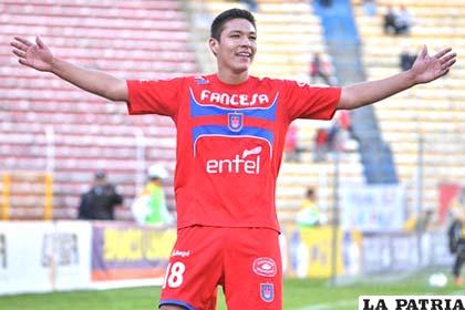 Eduardo Fierro fue goleador en Universitario no así en Sport Boys