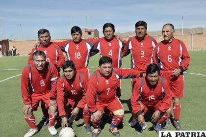 El equipo de Remicol que interviene en el certamen Sénior