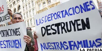 Inmigrantes piden no ser deportados a sus países para no destruir sus familias