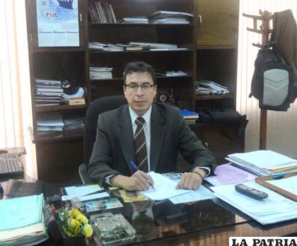 Marco Jaimes, decano de Derecho