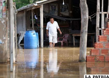Miles de paraguayos damnificados por las inundaciones