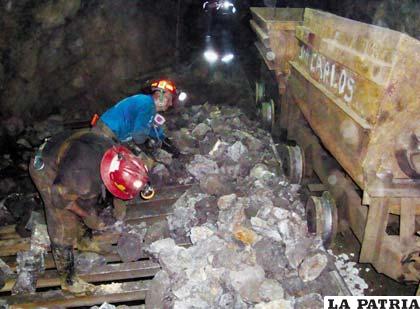 Trabajo de los mineros en La Salvadora