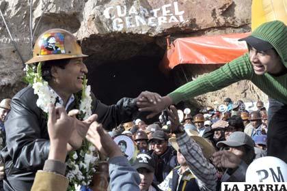 Evo Morales estuvo en Huanuni, donde aseguran será el cuartel del masismo