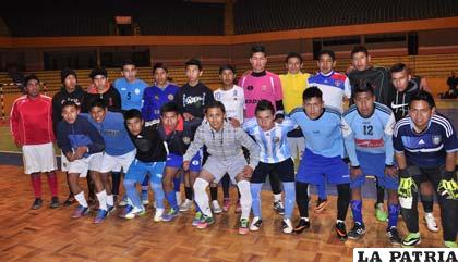 Jóvenes deportistas que integran la preselección orureña