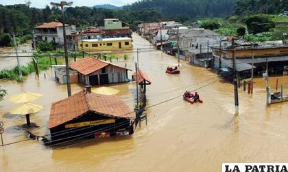 Inundaciones en Brasil provocan la evacuación de 50.000 personas