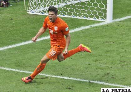 Klaas-Jan Huntelaar grita el gol que “mató” a todo México