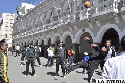La principal actividad se cumplirá en la Plaza 10 de Febrero