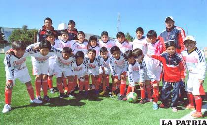 Valentín Zanca cuenta con su club en las diferentes categorías