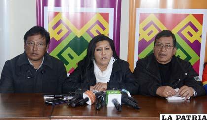 Alcaldesa Chapetón mantendrá a los subalcaldes a pesar de la presión de la Fejuve
