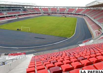 Estadio La Portada de la Serena, tiene capacidad para 18.200 personas /forosperu.net